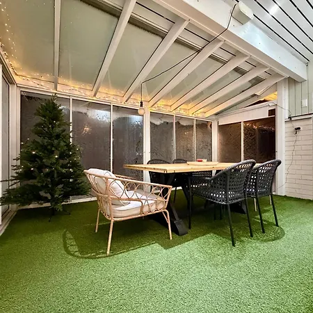 Scandi House Apartamento *